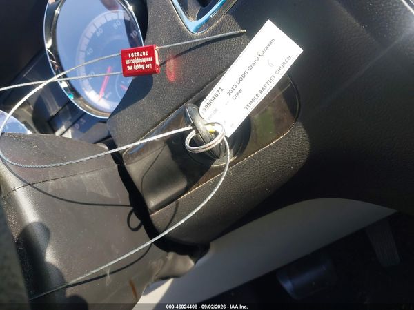 2013 DODGE GRAND CARAVAN SXT — I11