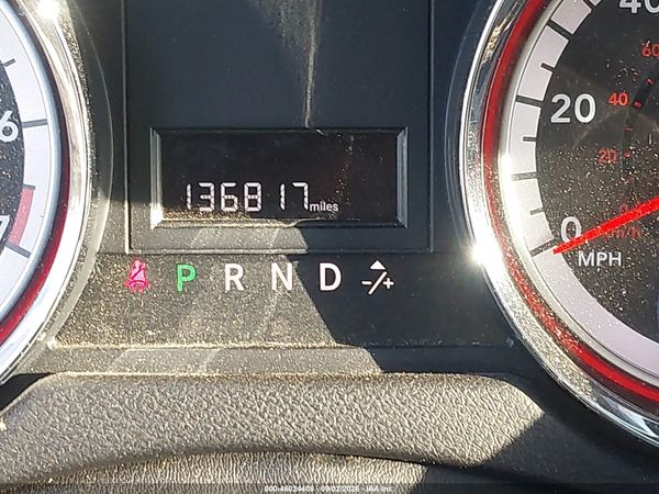 2013 DODGE GRAND CARAVAN SXT — I118
