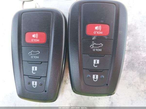2022 TOYOTA HIGHLANDER HYBRID LE