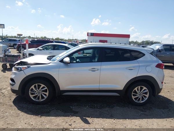 2017 HYUNDAI TUCSON SE — I117