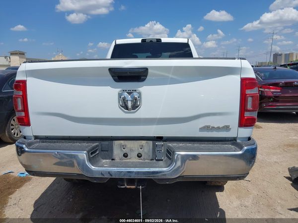 2024 RAM 2500 TRADESMAN  4X4 8' BOX