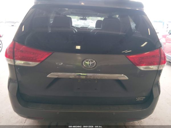 2012 TOYOTA SIENNA LIMITED 7 PASSENGER