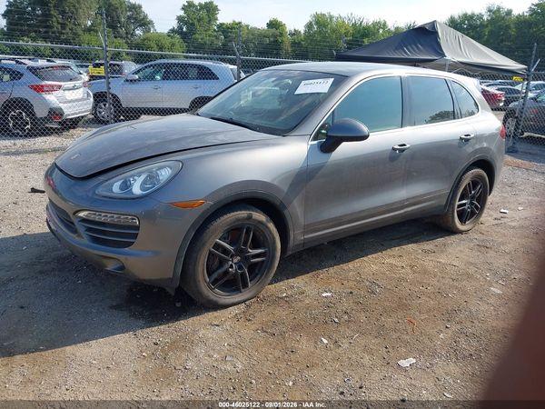 2012 PORSCHE CAYENNE