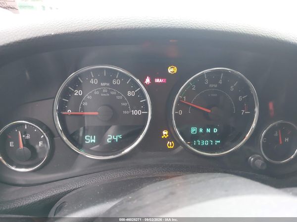 2017 JEEP WRANGLER SAHARA 4X4 — I7