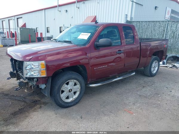 2013 CHEVROLET SILVERADO 1500 — I2