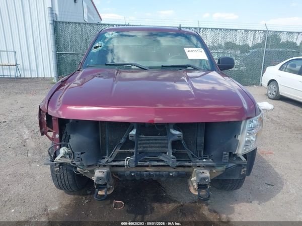 2013 CHEVROLET SILVERADO 1500 LT — I115