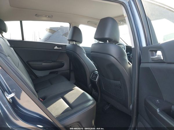 2017 KIA SPORTAGE EX — I8