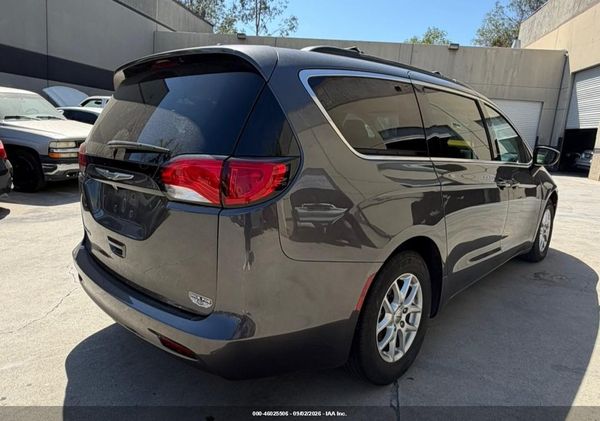 2021 CHRYSLER VOYAGER — I4