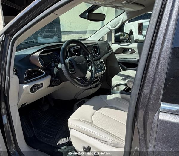 2021 CHRYSLER VOYAGER LXI — I5