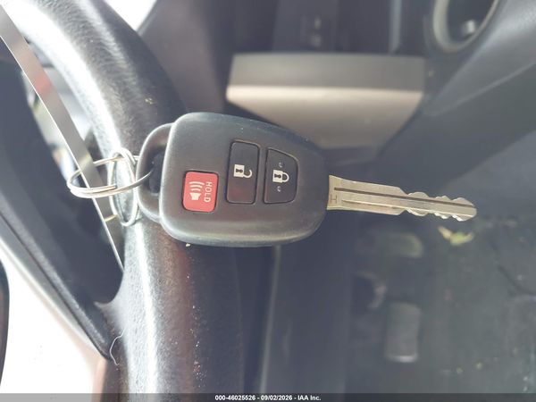 2016 TOYOTA RAV4 LE — I11