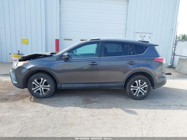 2016 TOYOTA RAV4 LE — I117