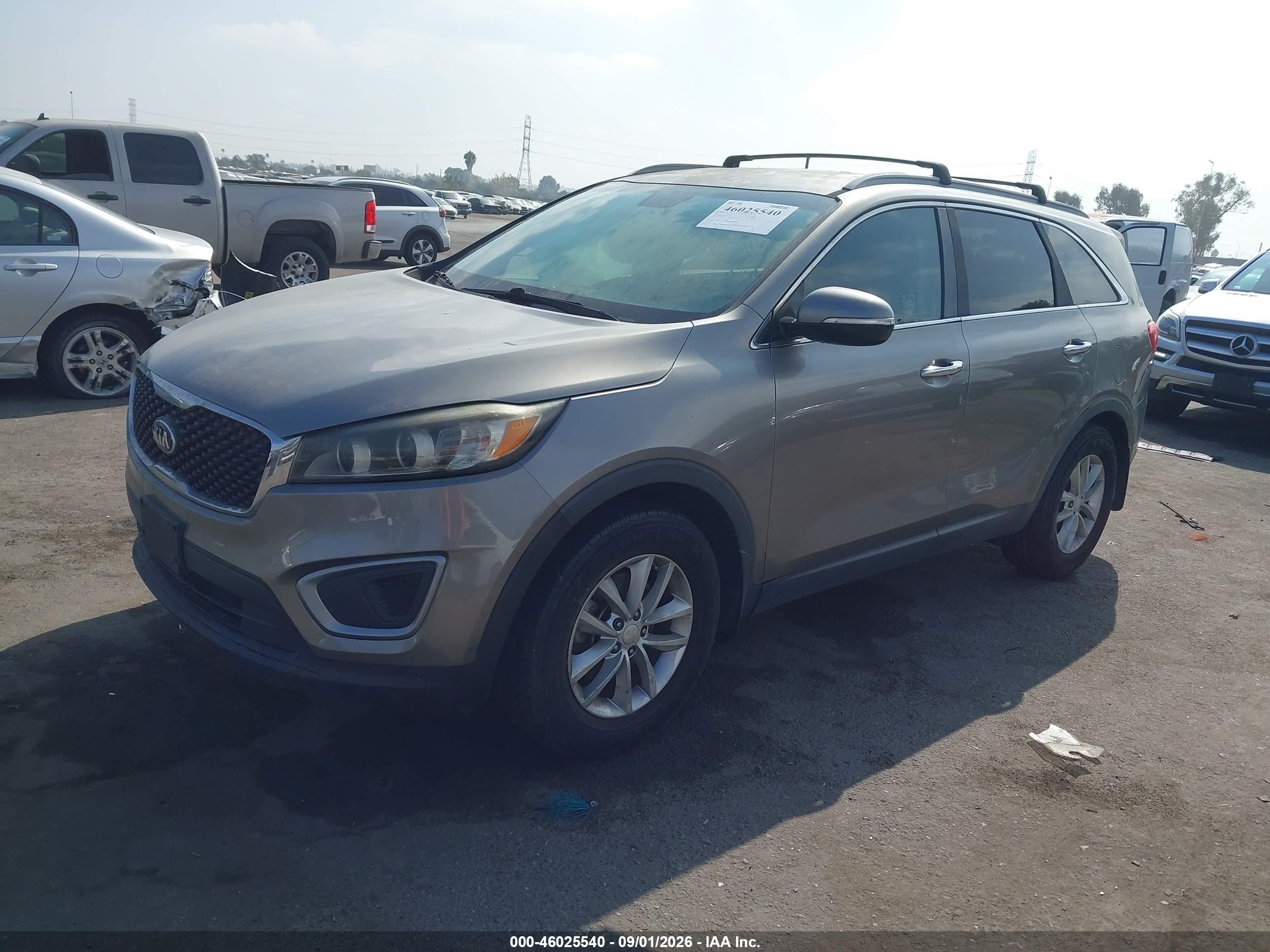 2016 KIA SORENTO 2.4L LX