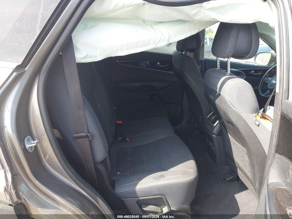 2016 KIA SORENTO 2.4L LX