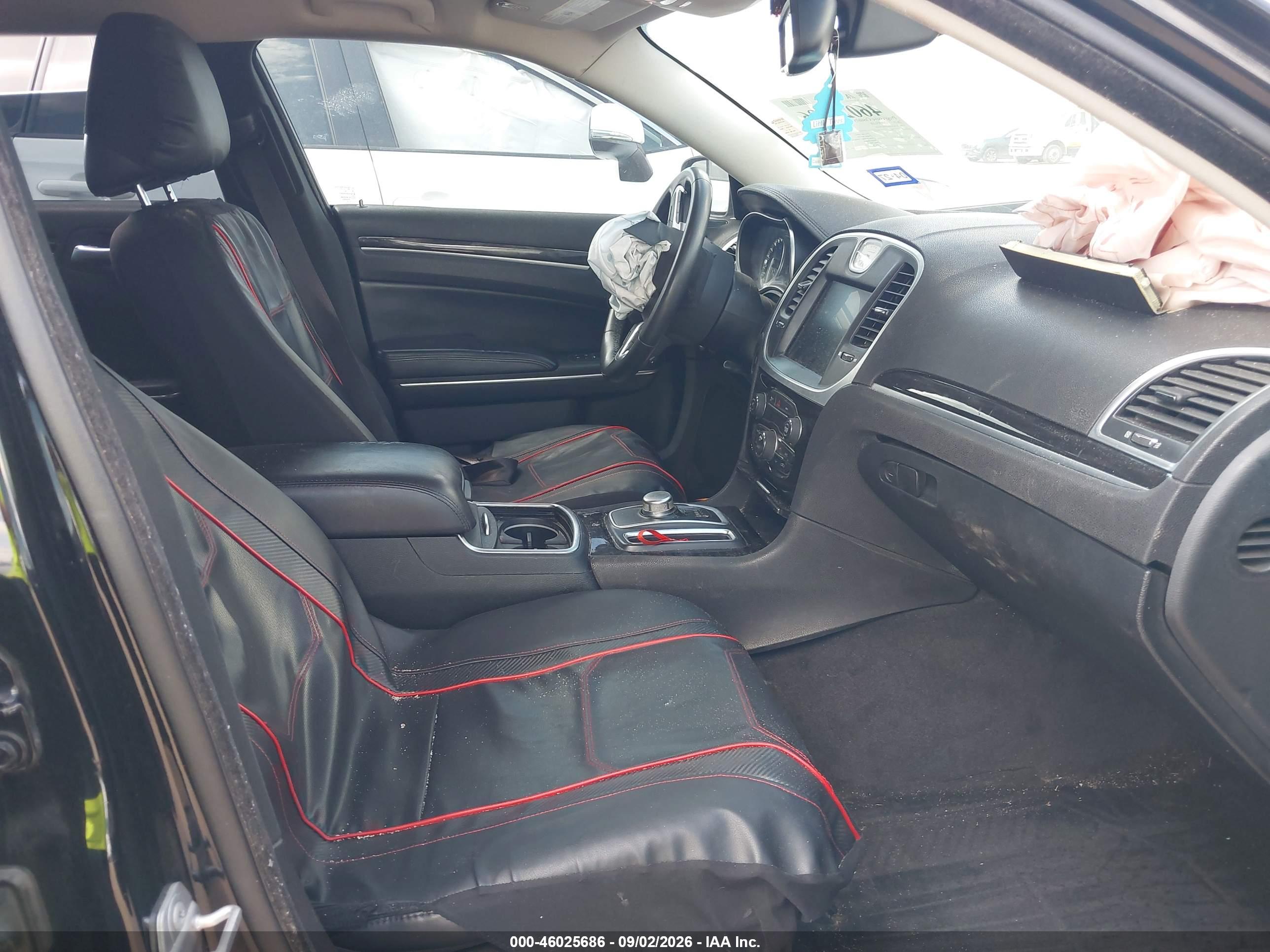2015 CHRYSLER 300 LIMITED — I5