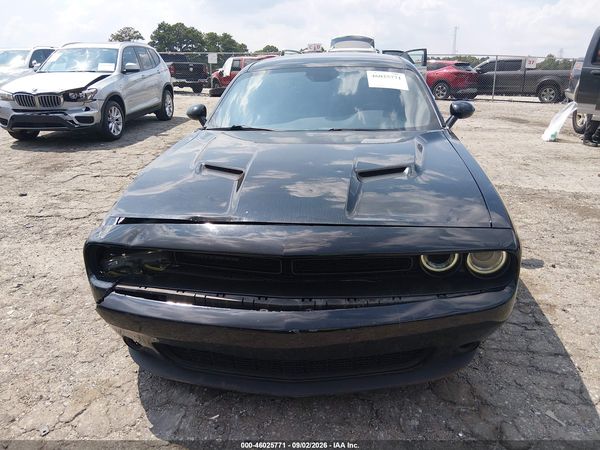 2016 DODGE CHALLENGER SXT — I115