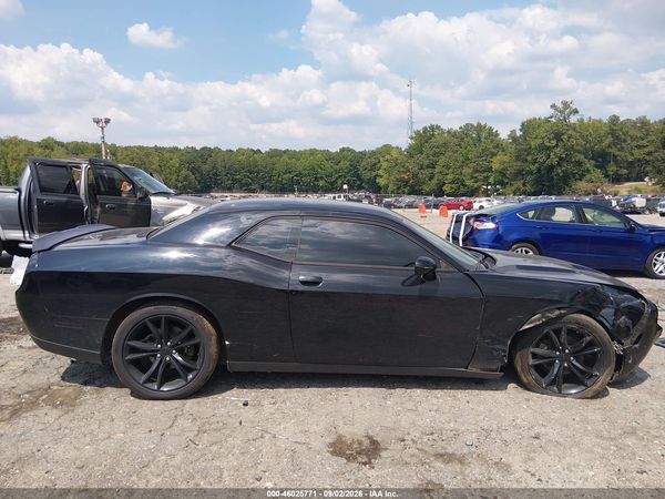 2016 DODGE CHALLENGER SXT — I116