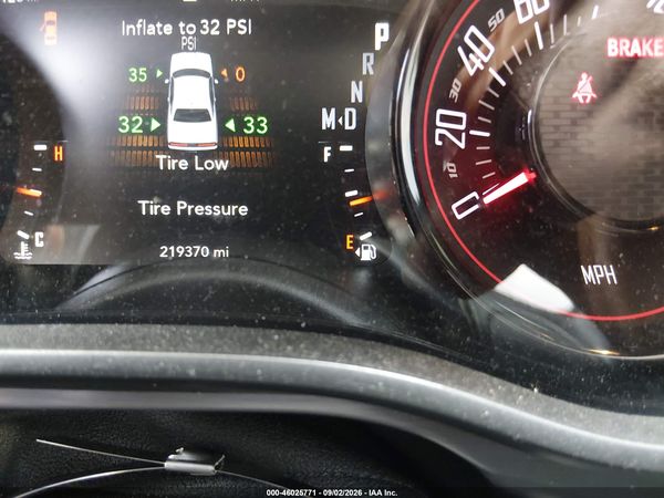 2016 DODGE CHALLENGER SXT — I118