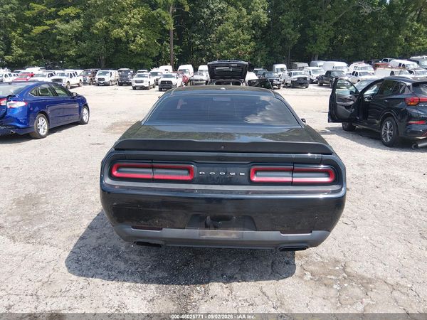2016 DODGE CHALLENGER SXT — I119