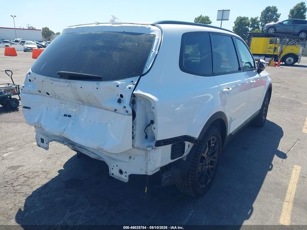 2022 KIA TELLURIDE EX — I4