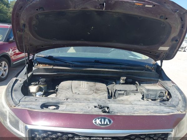 2016 KIA SEDONA LX — I10