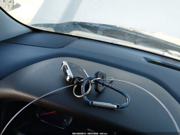 2015 CHEVROLET SILVERADO 1500 1LT — I11