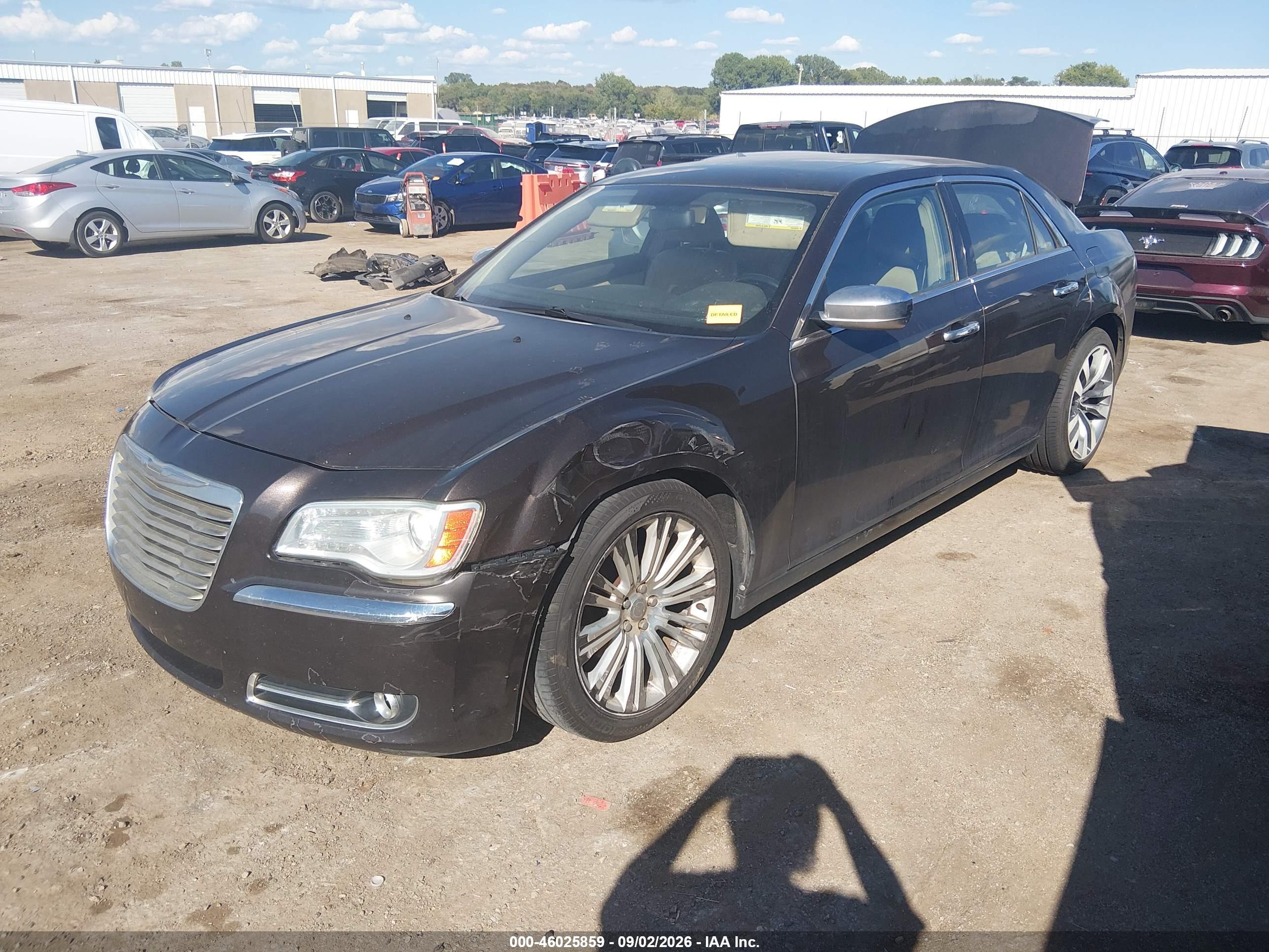2012 CHRYSLER 300 LIMITED — I2