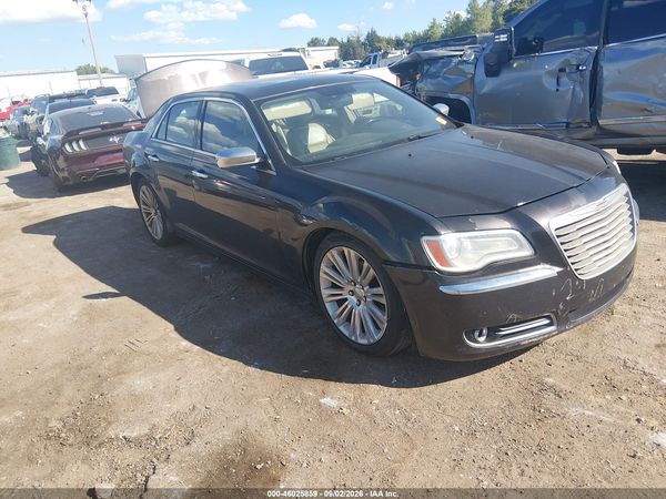 2012 CHRYSLER 300 LIMITED — I1