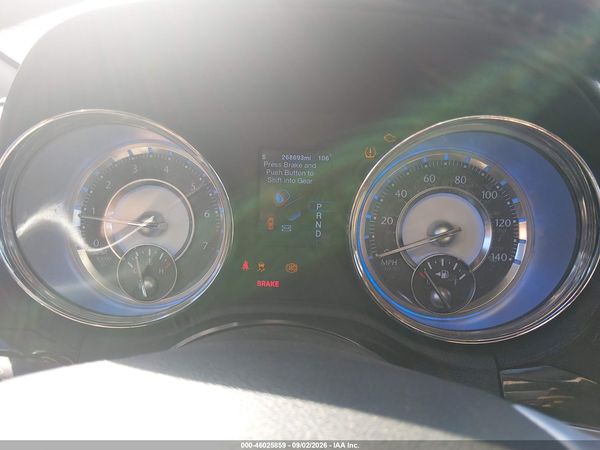 2012 CHRYSLER 300 LIMITED — I7