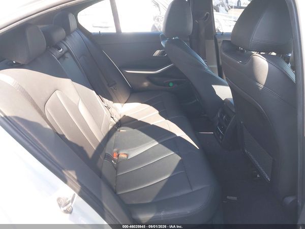 2019 BMW 330I — I8