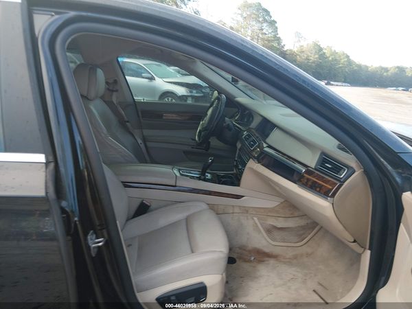 2013 BMW 750LI