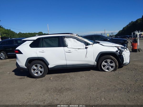 2021 TOYOTA RAV4 XLE — I116