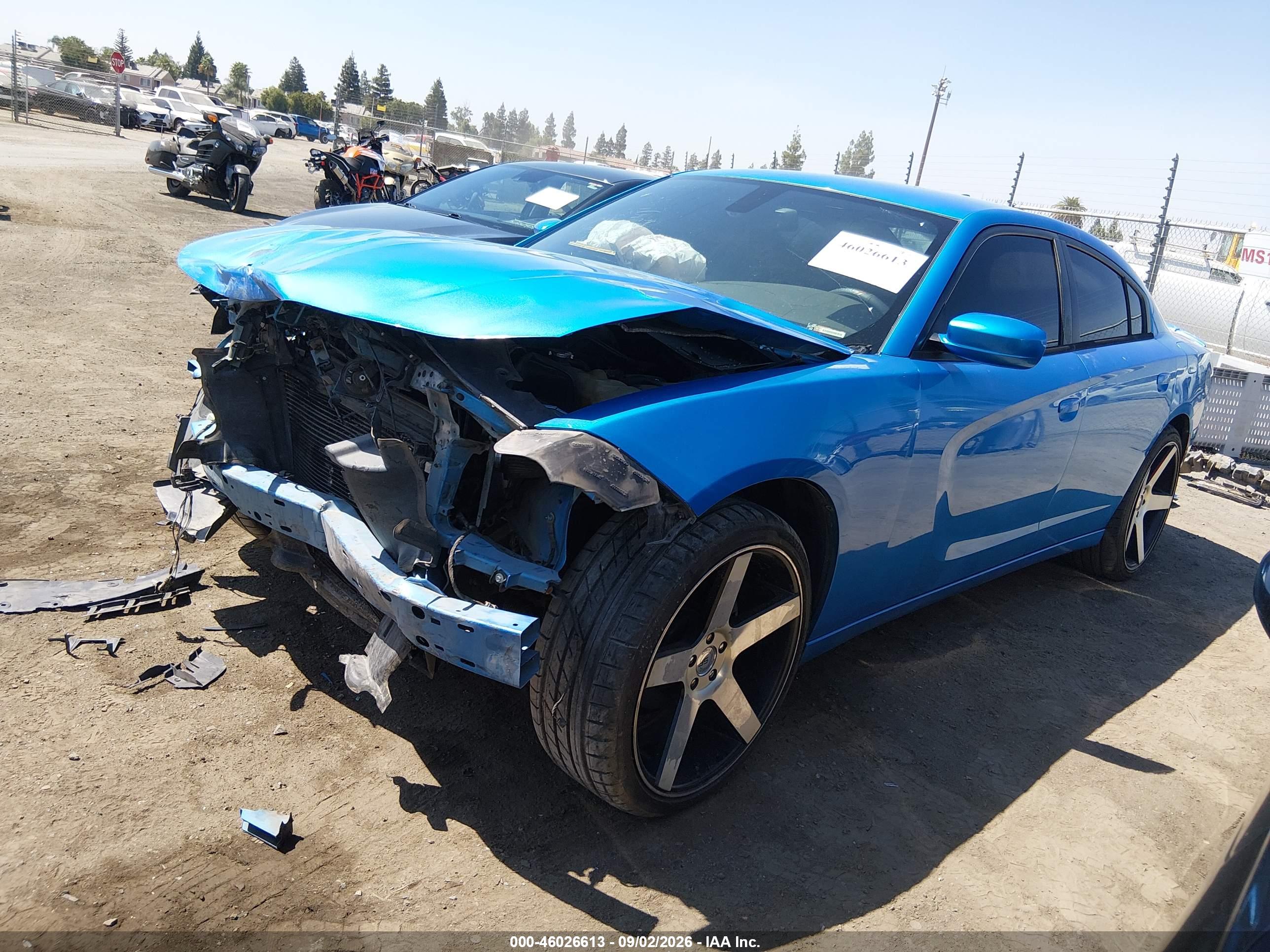 2015 DODGE CHARGER SXT — I2