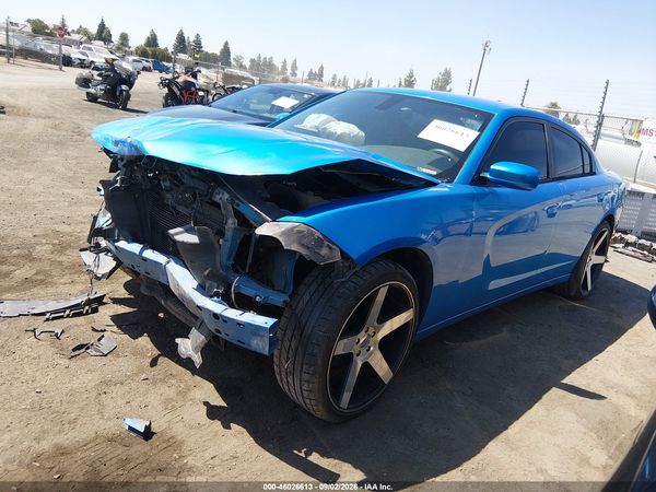 2015 DODGE CHARGER SXT — I2