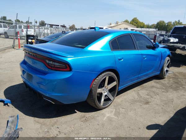 2015 DODGE CHARGER SXT — I4