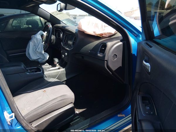 2015 DODGE CHARGER SXT — I5