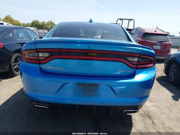 2015 DODGE CHARGER SXT — I119
