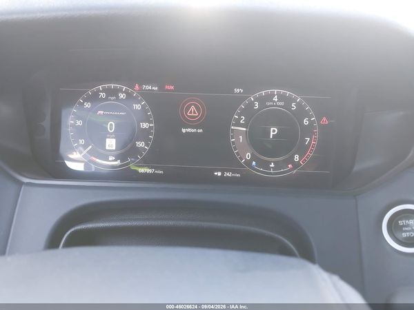 2018 LAND ROVER RANGE ROVER VELAR P250 SE R-DYNAMIC — I7