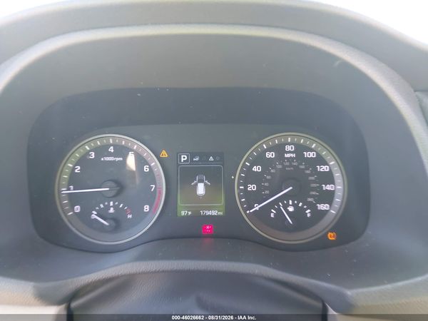 2016 HYUNDAI TUCSON SE