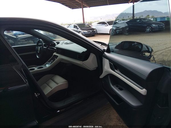 2021 PORSCHE TAYCAN — I5