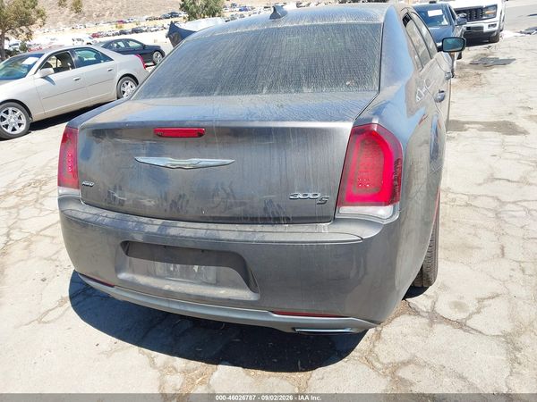 2018 CHRYSLER 300 300S AWD