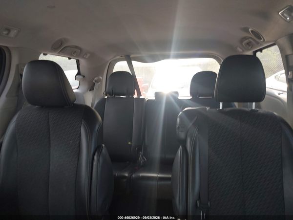 2012 TOYOTA SIENNA SE 8 PASSENGER