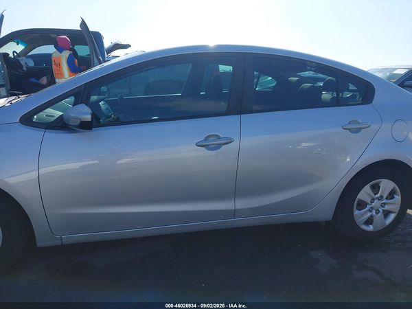 2017 KIA FORTE LX — I117