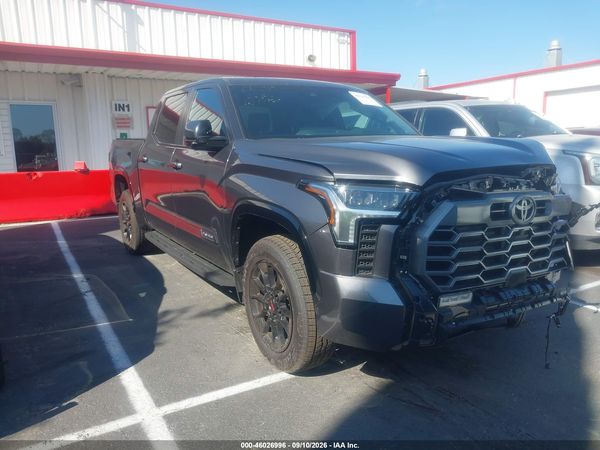 2025 TOYOTA TUNDRA PLATINUM — I1