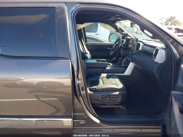2025 TOYOTA TUNDRA PLATINUM — I5