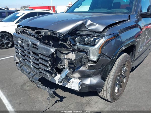 2025 TOYOTA TUNDRA PLATINUM — I6