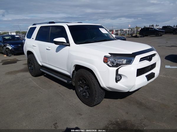 2022 TOYOTA 4RUNNER SR5 — I1