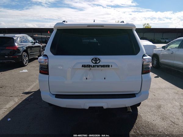2022 TOYOTA 4RUNNER SR5 — I119
