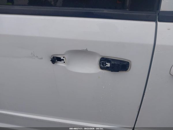 2016 DODGE GRAND CARAVAN SXT — I152