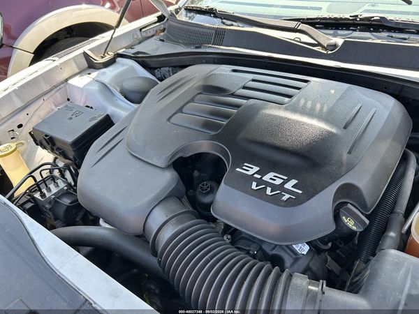 2013 DODGE CHARGER SE