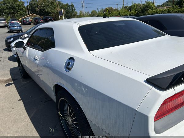 2014 DODGE CHALLENGER SXT